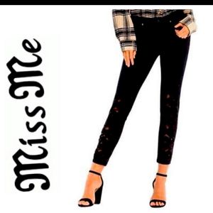 ❤Miss Me Mid Rise Skinny Jeans❤